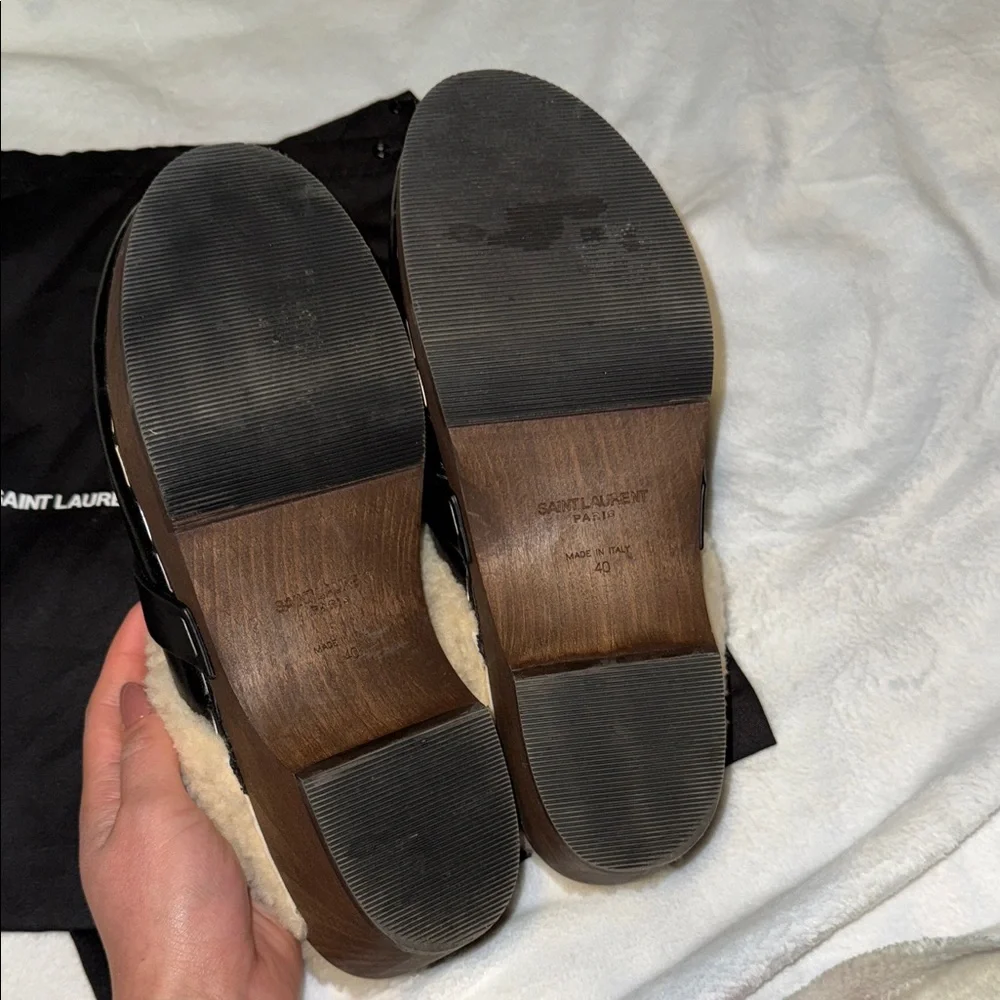 Saint Laurent Le Maillon Shearling Clogs in Black - Picture 7 of 16